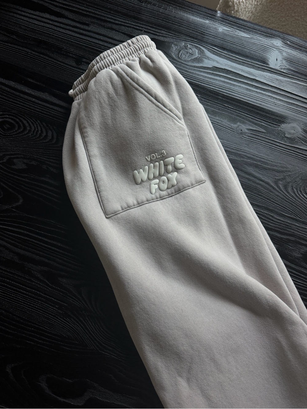 White fox VOL.3 woman’s Cream Sweatpants